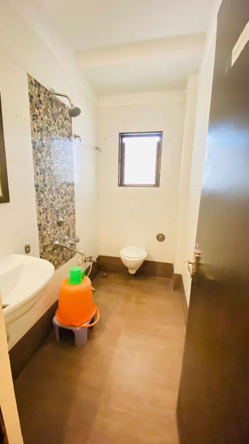 Hotel Sai Gurusthan Shirdi Luaran gambar